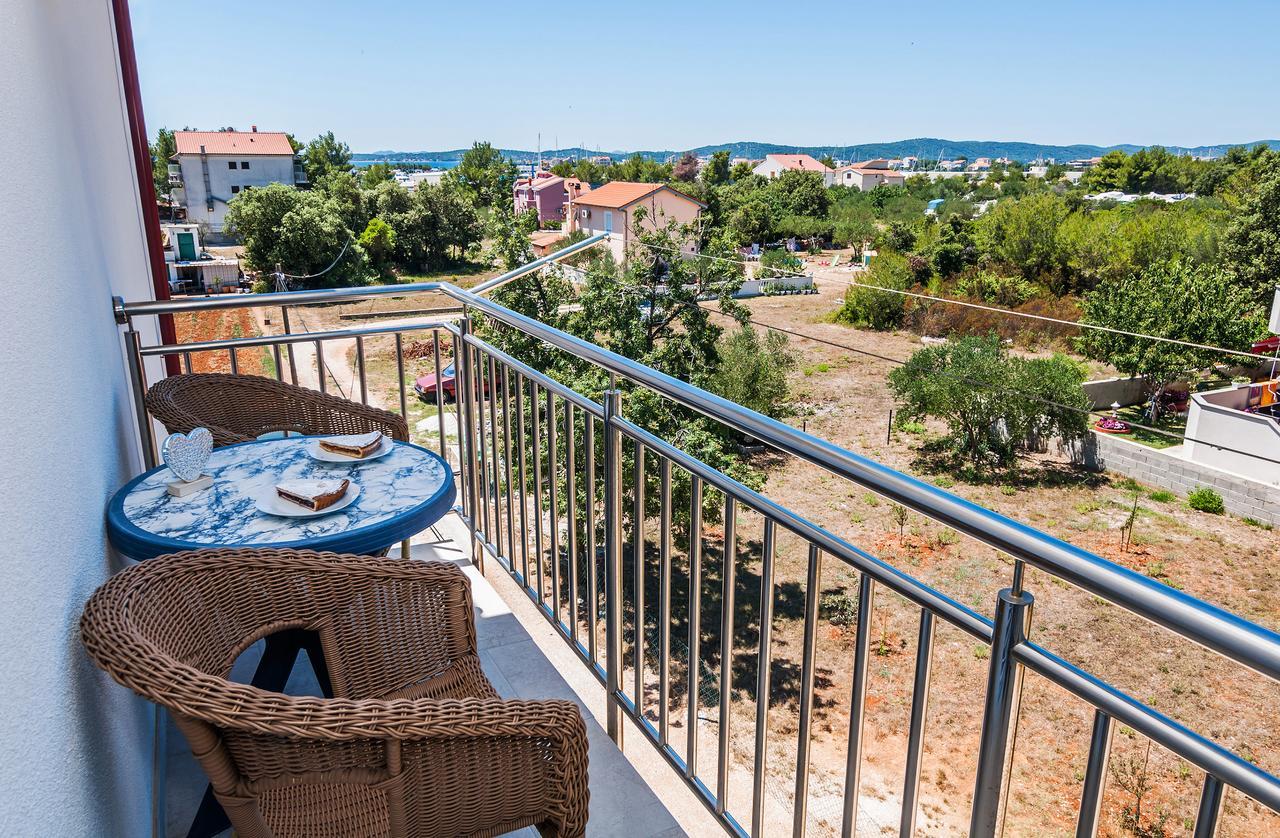 Apartment Tony With Private Pool Sukošan Εξωτερικό φωτογραφία